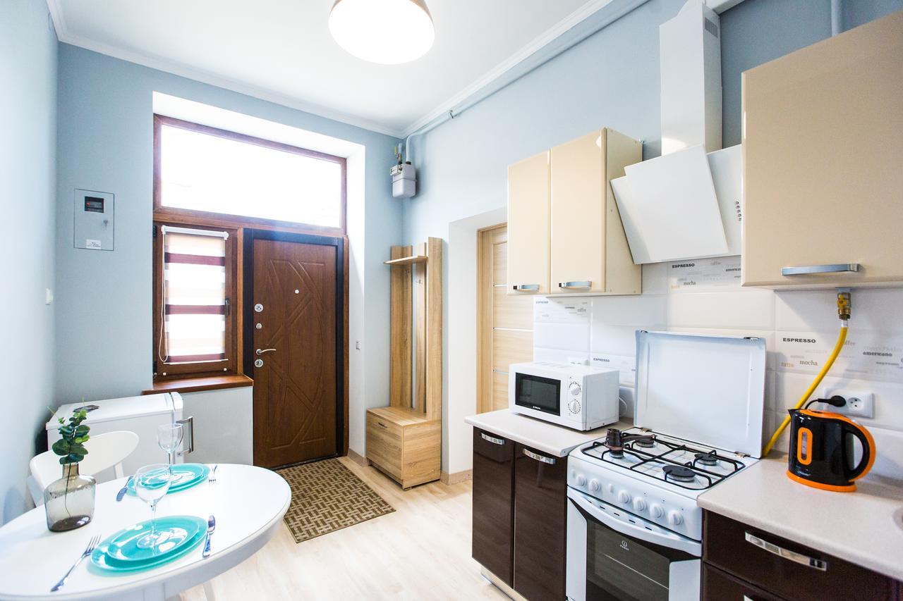 1 Bedroom Apartment Near Elizabeth'S The Cathedral Leópolis Exterior foto